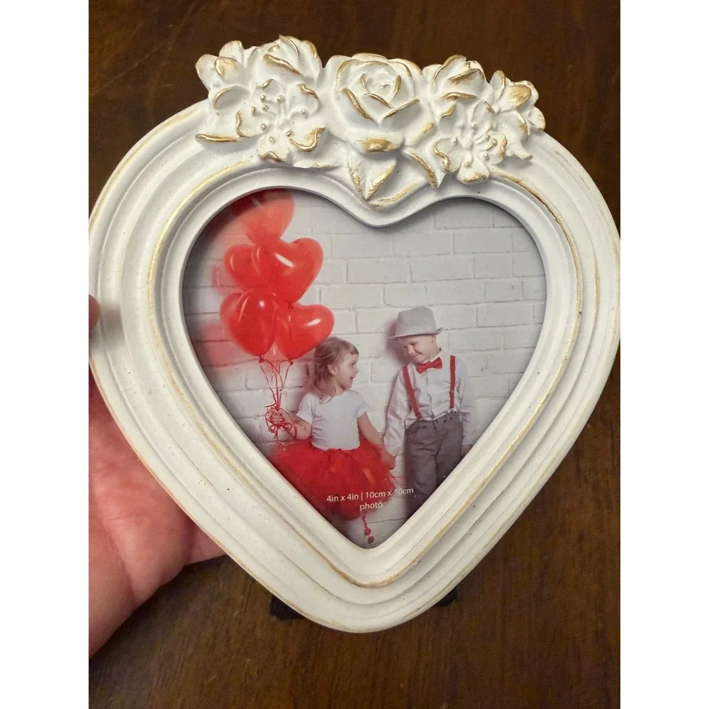 Isaac Jacobs Picture Frame Unisex 4x4 White Heart Floral Shabby Chic Decor Rose